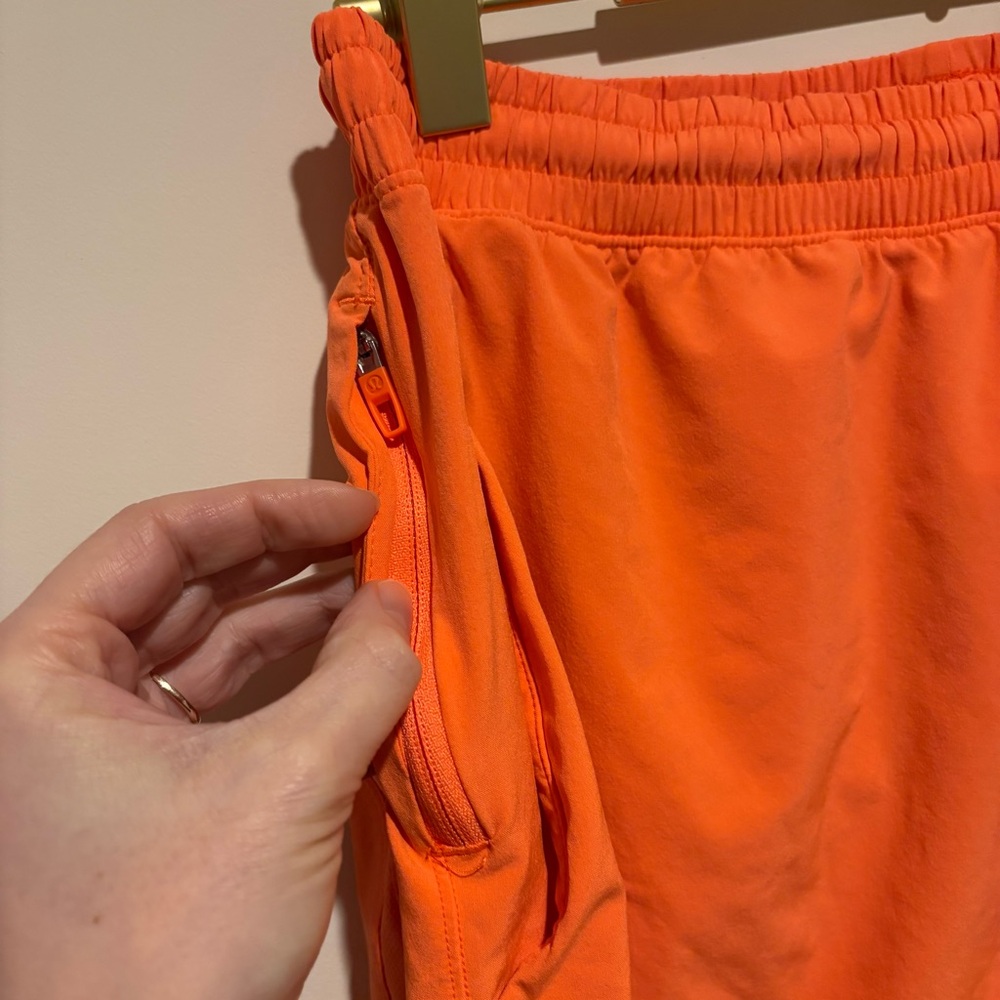Lululemon Men’s Pace Breaker Linerless Shorts 7” Inseam in Rush Orange, Size L - Picture 3 of 10